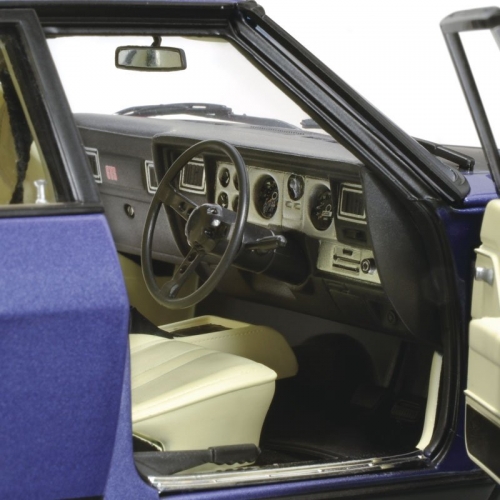 Holden HX Monaro GTS Sedan Royal Plum (253ci Engine)