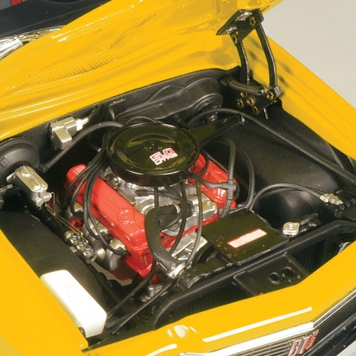 Holden HJ Monaro GTS Coupe Absinth Yellow